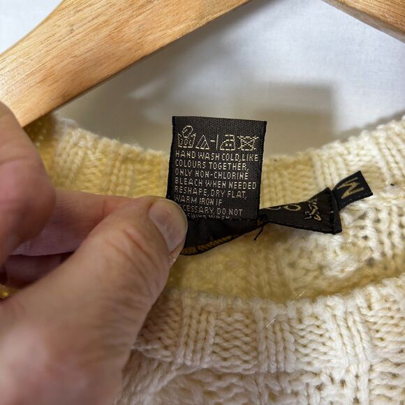 Vintage Inis Crafts Ivory Cable Knit Merino Crewneck Fisherman Sweater Size M - Picture 7 of 9